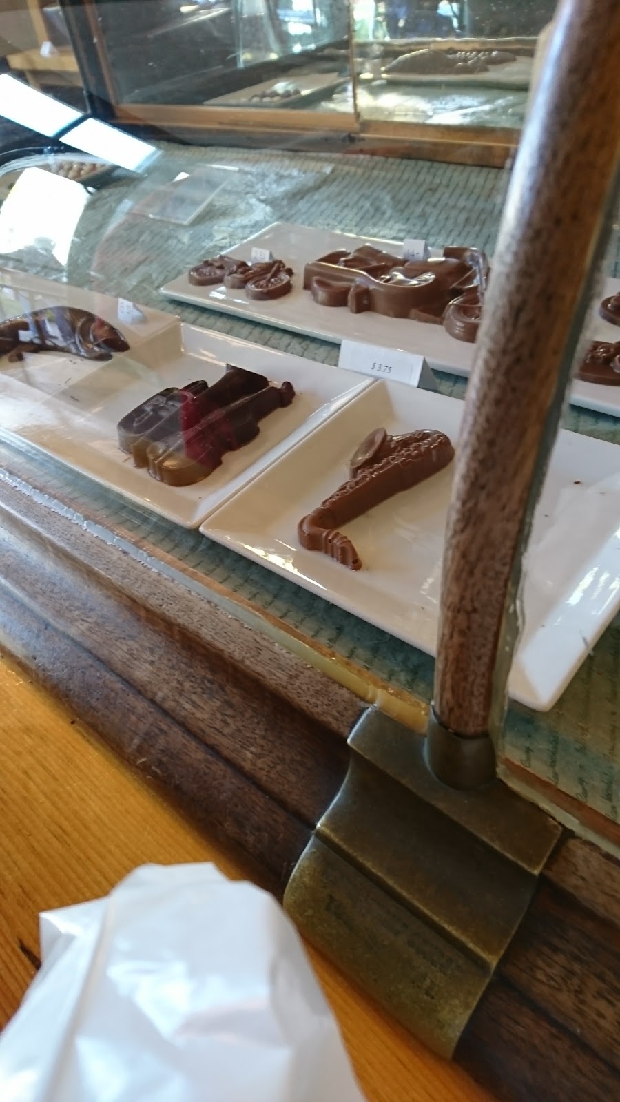 Island Chocolates | 7 Main St, Victoria, PE C0A 2G0, Canada | Phone: (902) 658-2320