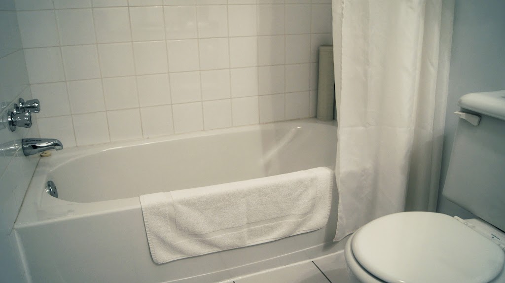 Cottages Riviera | 1530 Bd de Comporté, La Malbaie, QC G5A 1M8, Canada | Phone: (418) 665-9999