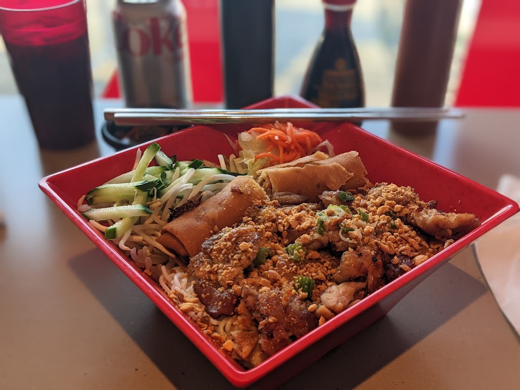Lan Vietnamese Express | 150 Hirst Ave E, Parksville, BC V9P 2G6, Canada | Phone: (250) 586-6979