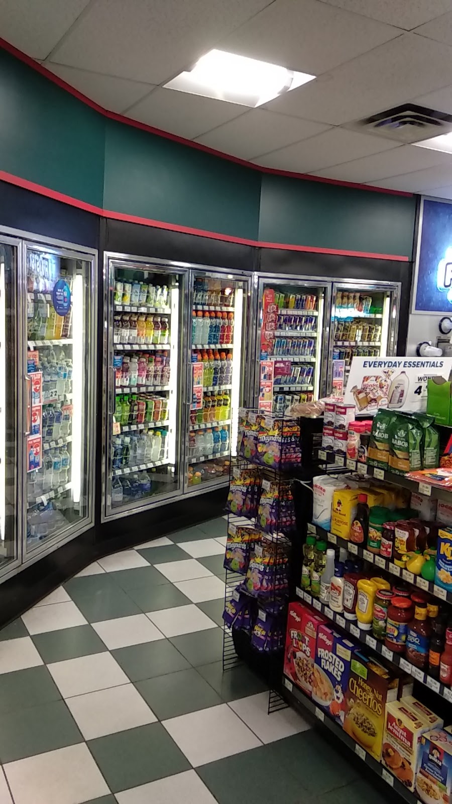 Circle K | 18208 89 Ave NW, Edmonton, AB T5T 2K6, Canada | Phone: (780) 487-6944