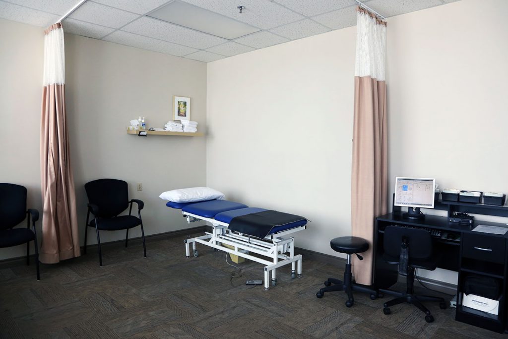 Pro Motion Physiotherapy | 1 Promenade Cir, Thornhill, ON L4J 4P8, Canada | Phone: (905) 731-1991
