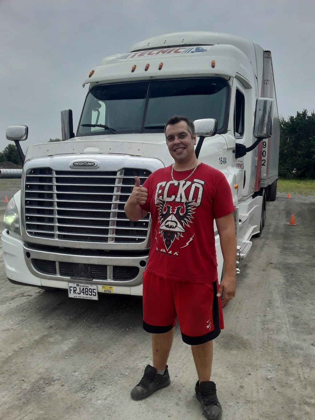 École de conduite Tecnic camion Mirabel | 16780 Côte St Pierre, Mirabel, QC J7J 1P4, Canada | Phone: (450) 437-9000