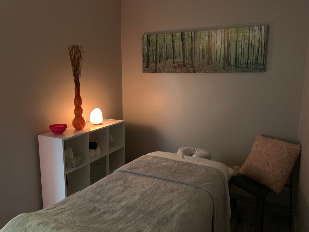 Discovery Massage & Wellness | 10 Discovery Ridge Hill SW #930, Calgary, AB T3H 5X2, Canada | Phone: (403) 454-3472