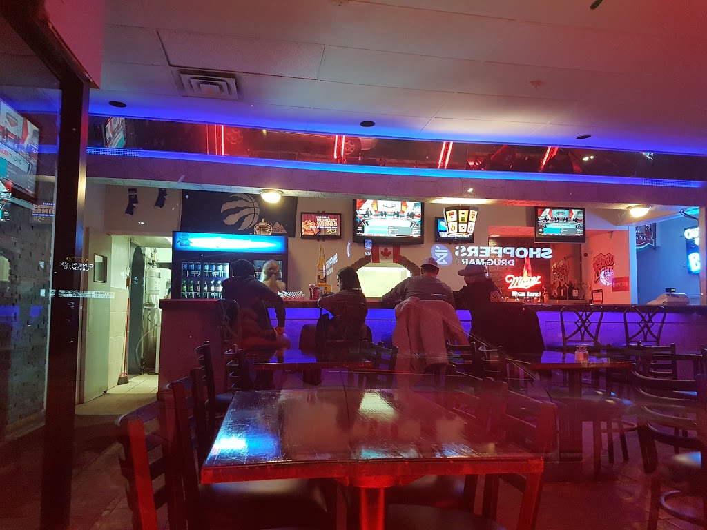 Lorenzos Pizza | 3007 Carling Ave, Ottawa, ON K2B 7Y6, Canada | Phone: (613) 596-2222