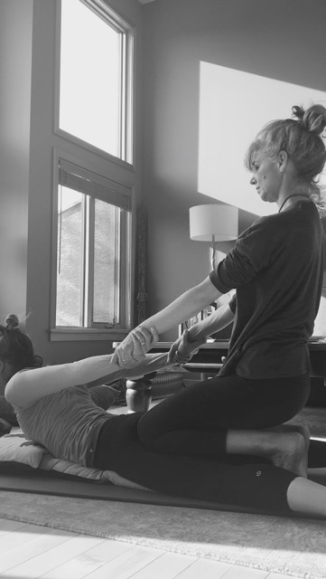 Much Kneaded Massage | 2210 18a St SW, Calgary, AB T2T 4W4, Canada | Phone: (403) 816-5897