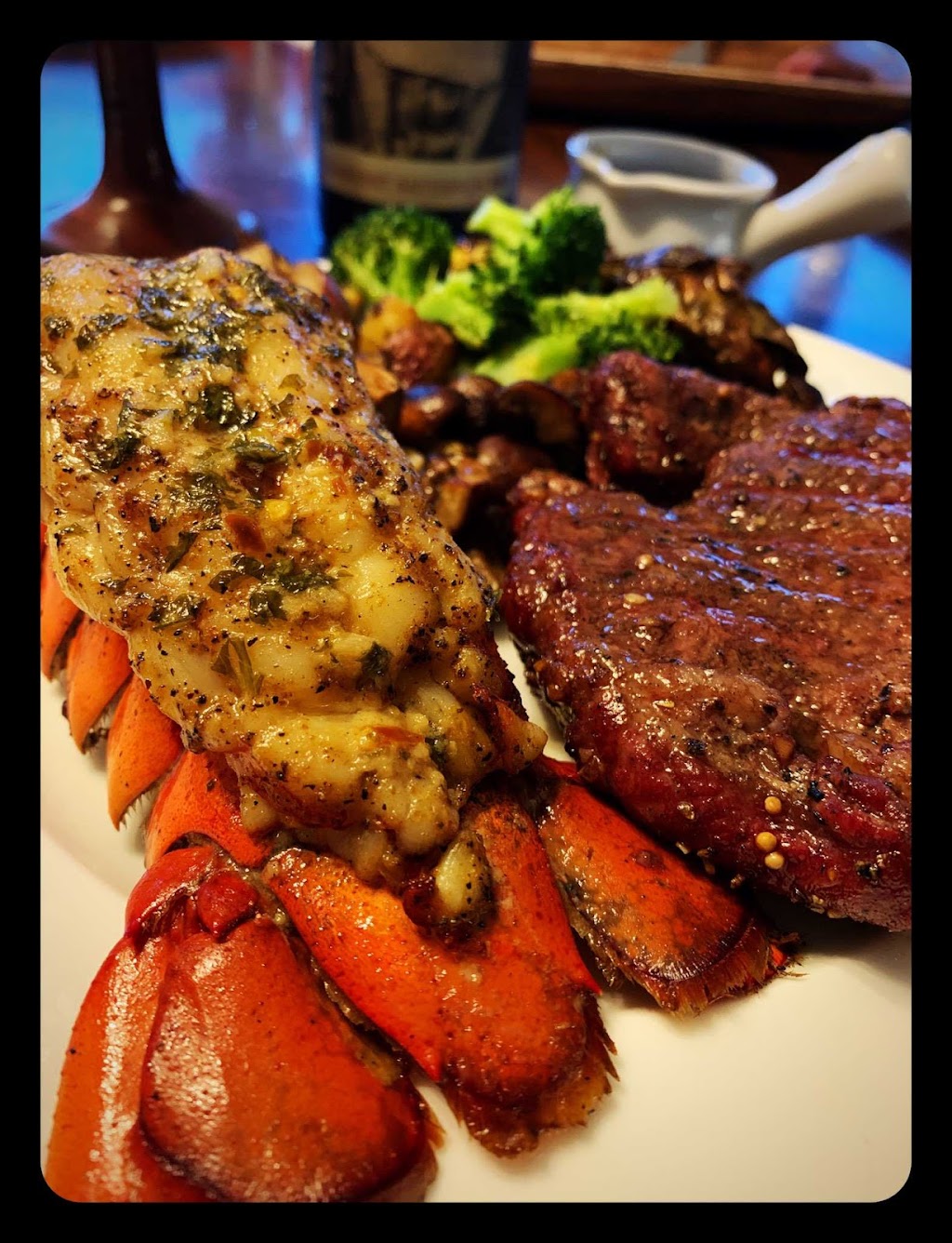 The Lobster Mobsters | 201 19 Ave #7, Nisku, AB T9E 0W8, Canada | Phone: (780) 955-2350
