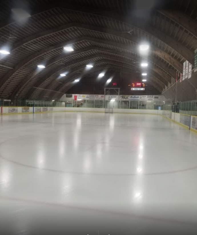 Coldwater Community Ctr | 11 Michael Anne Dr, Coldwater, ON L0K 1E0, Canada | Phone: (705) 686-3322