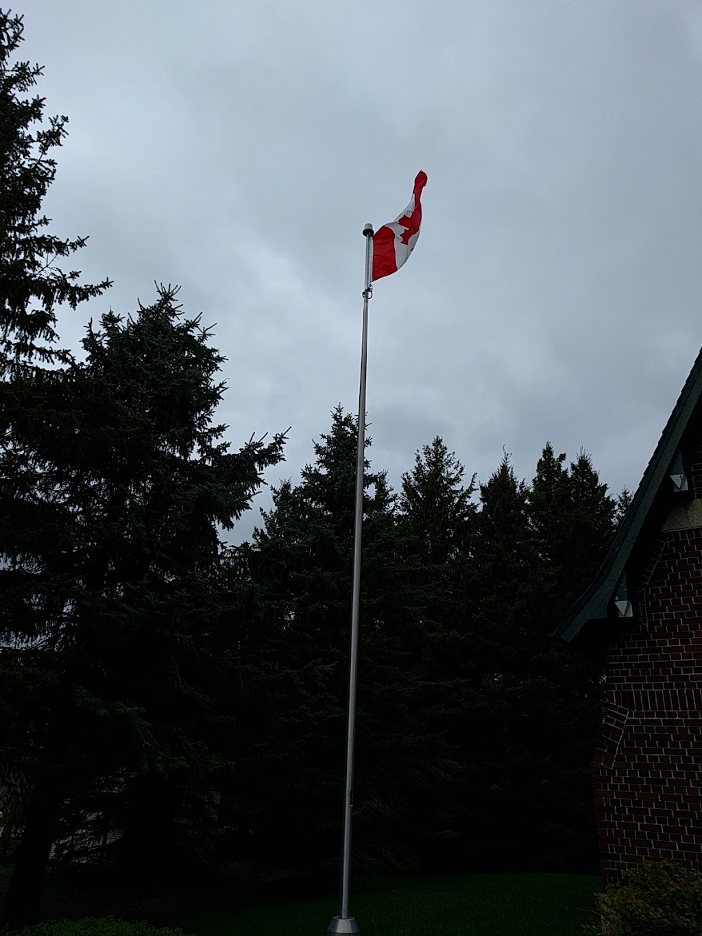 Darlingford Memorial Park | 212 Bradburn St, Darlingford, MB R0G 0L0, Canada | Phone: (204) 242-2838