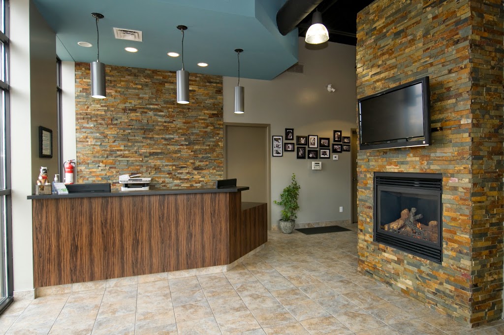 North Oakville Animal Hospital | 2520 Sixth Line, Oakville, ON L6H 6W5, Canada | Phone: (905) 257-3700