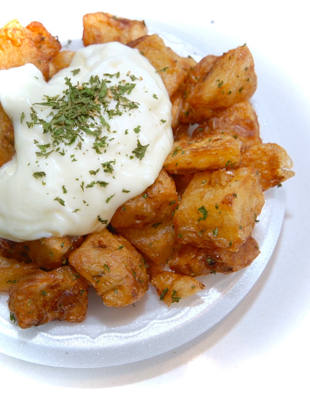 Boustan Lachine | 356 Rue Saint-Jacques, Lachine, QC H8R 1E2, Canada | Phone: (514) 365-0101