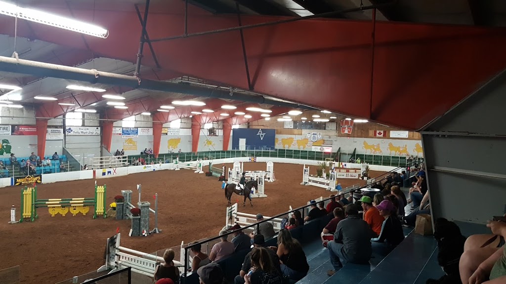 Exhibition Arena | 239 Wentworth Rd, Windsor, NS B0N 2T0, Canada | Phone: (902) 798-2323