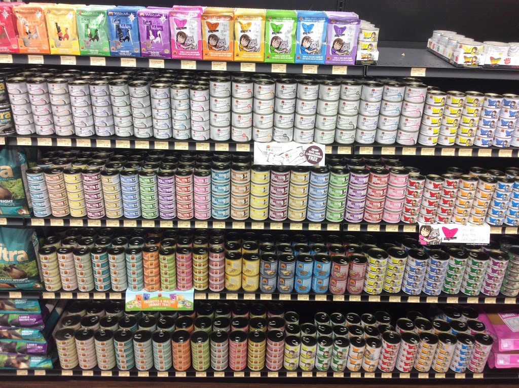 Pet Valu | 1400 Ottawa St S, Kitchener, ON N2E 4E2, Canada | Phone: (519) 579-3647