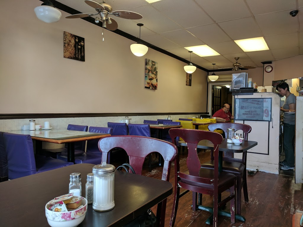 Olde Village Bistro | 4430 Hwy 7, Unionville, ON L3R 1M2, Canada | Phone: (905) 477-3805