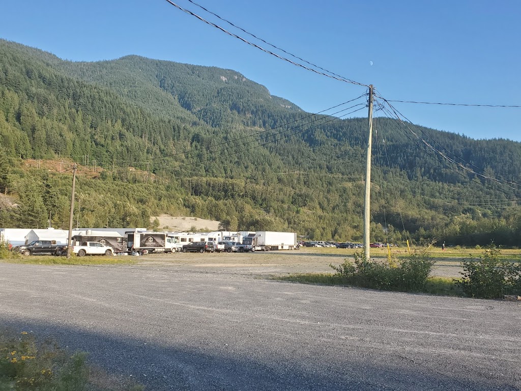 Minaty Bay | 27154 Sea-to-Sky Hwy, Britannia Beach, BC V0N 1J0, Canada | Phone: (604) 896-2339
