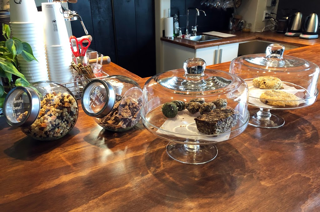 Bear Cub Coffee & Juice Bar | 207321 Highway 9 2nd Floor, West Entrance of, Athlete Institute, Mono, ON L9W 6J2, Canada | Phone: (519) 940-3735