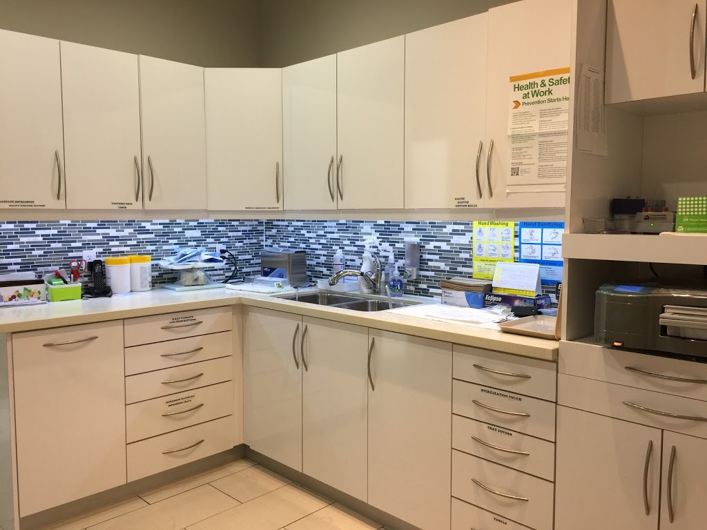 Village Green Dental Scarborough | 115-125 Village Green Square, Scarborough, ON M1S 0G3, Canada | Phone: (647) 352-5581