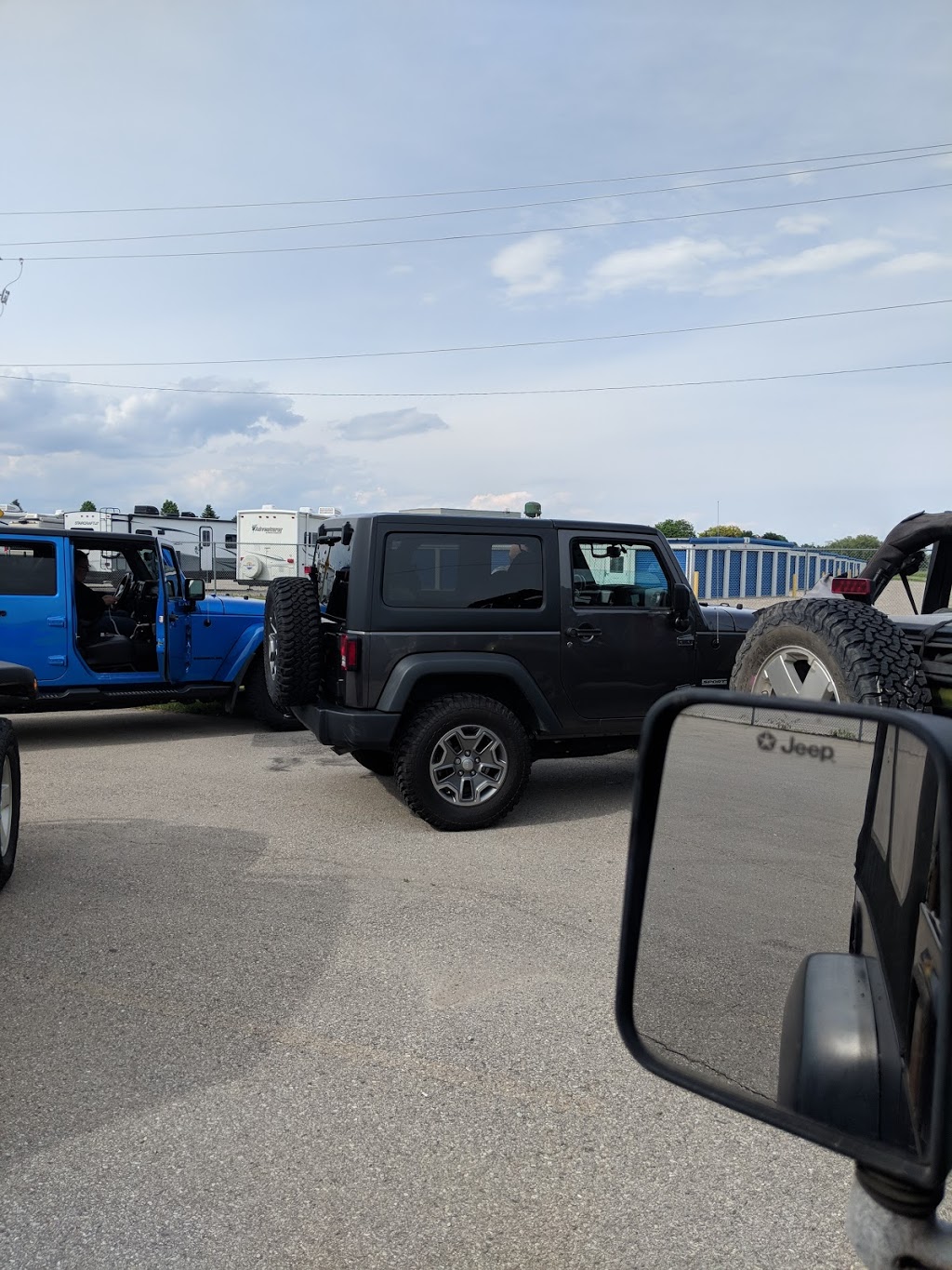 Tillsonburg Mini Storage | 2 Clearview Dr, Tillsonburg, ON N4G 4G8, Canada | Phone: (519) 983-6464
