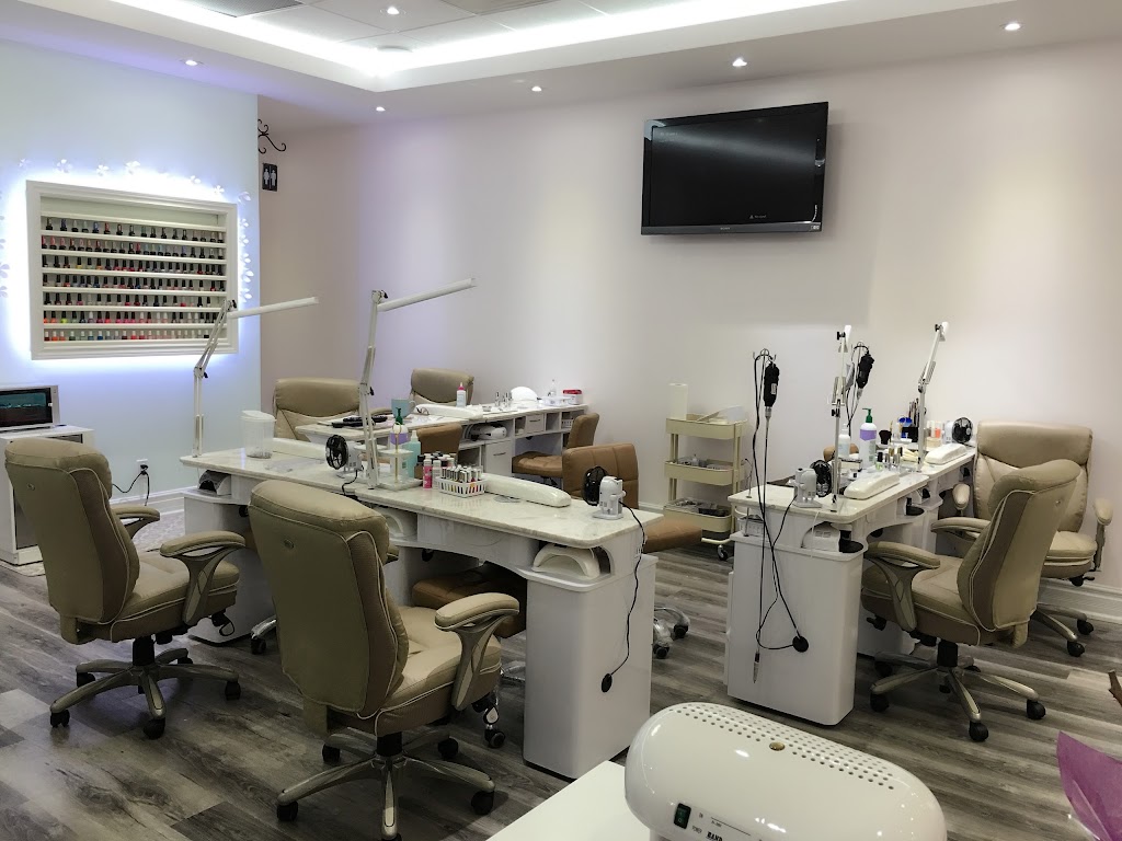 Dainty Nail Bar and Spa | 7355 Bayview Ave Unit 11, Thornhill, ON L3T 5Z2, Canada | Phone: (905) 597-1833