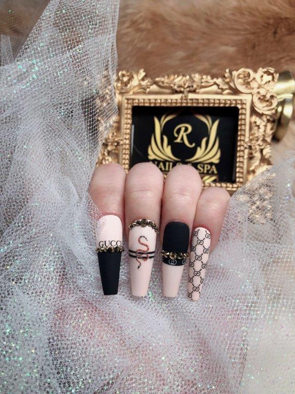 R Nails & Spa | 6484 Cartmell Pl SW, Edmonton, AB T6W 4H8, Canada | Phone: (780) 266-9828
