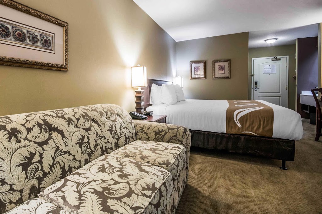 Quality Hotel & Conference Centre | 36035 N Parallel Rd, Abbotsford, BC V3G 2C6, Canada | Phone: (604) 870-1050