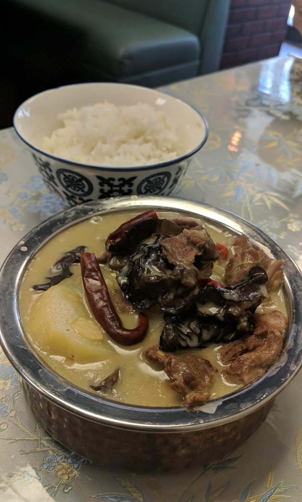Songtsen Cafe | 1504 Queen St W, Toronto, ON M6R 1A4, Canada | Phone: (416) 533-9778