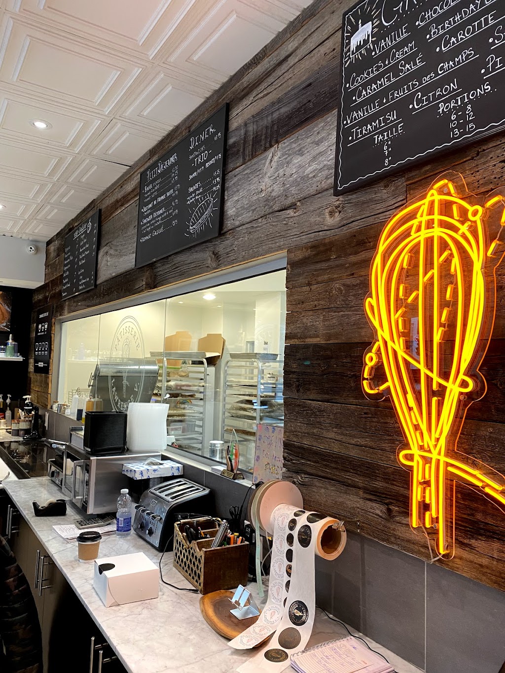 Something Neon | 8170 Chem. Devonshire, Mont-Royal, QC H4P 1K4, Canada | Phone: (866) 227-1555
