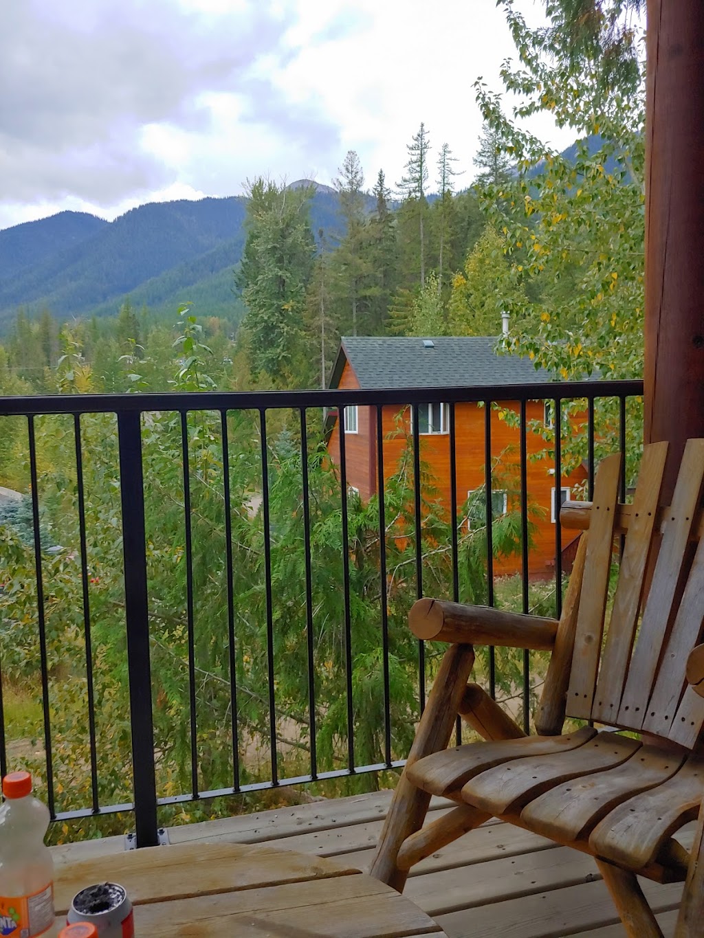 Cedar Ridge Estates by Fernie Lodging Co | 5388 Highline Dr, Fernie, BC V0B 1M6, Canada | Phone: (800) 667-9911