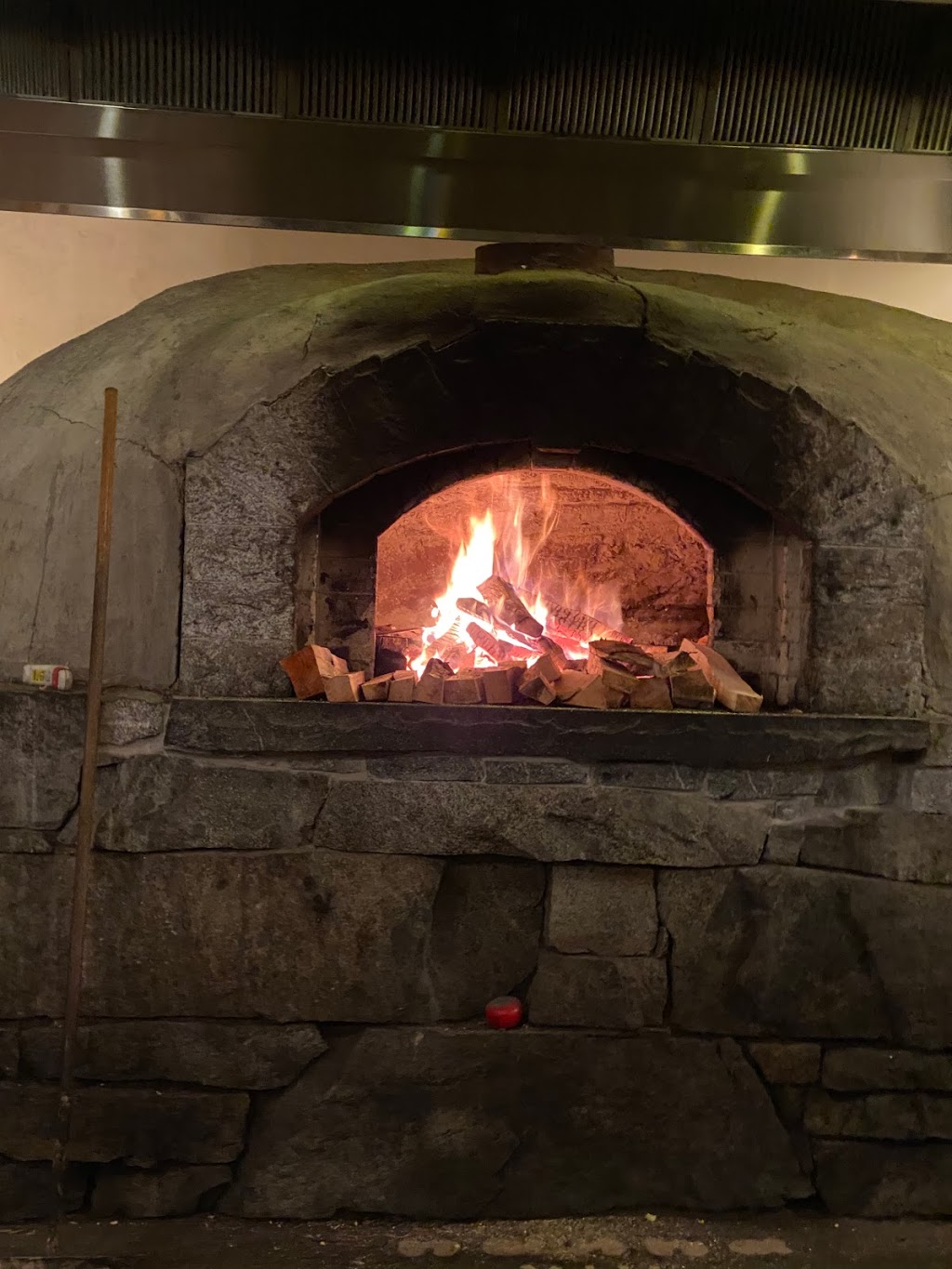Creekbread | 2021 Karen Crescent, Whistler, BC V8E 0H1, Canada | Phone: (604) 905-6666