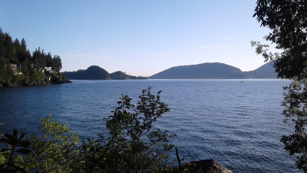 Ansell Point Marine Diving | 8468 Citrus Wynd, West Vancouver, BC V7W 3H1, Canada
