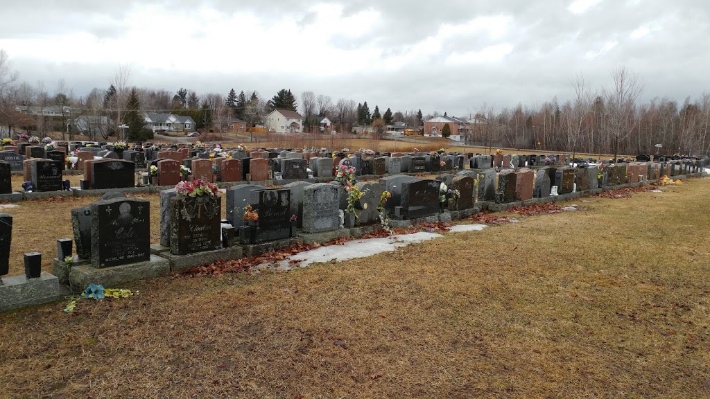 Cimetiere St-Michel | cemetery | 635 Rue Saint-Michel, Sherbrooke, QC J1E 2L2, Canada | 8195625233 OR +1 819-562-5233