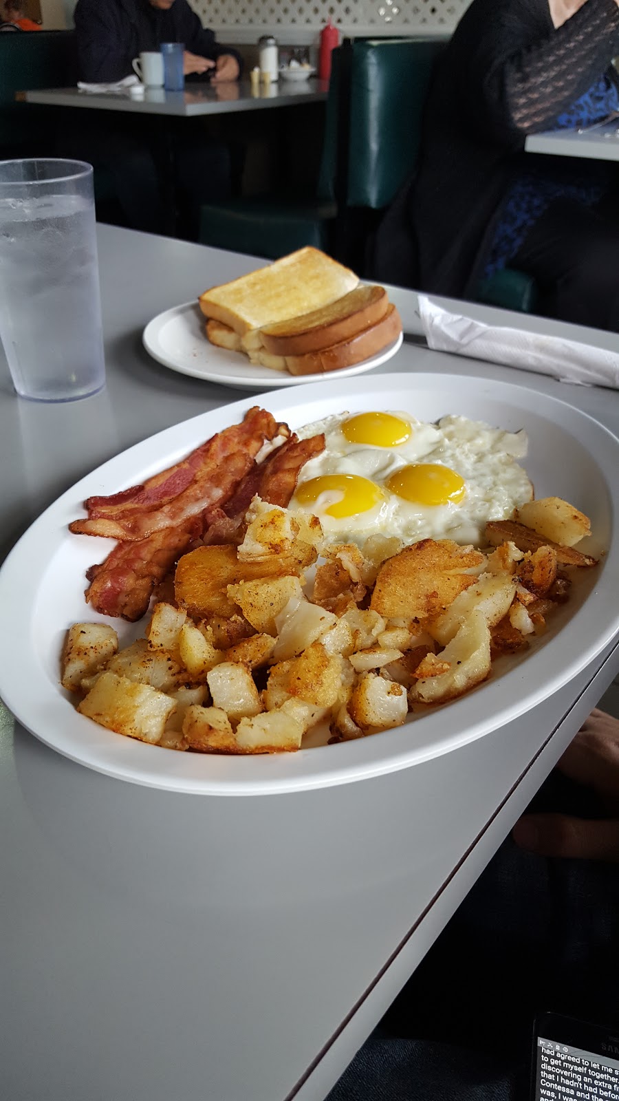 Flapjacks | 508 Bloomfield Rd, Chatham, ON N7M 5J5, Canada | Phone: (519) 351-1339