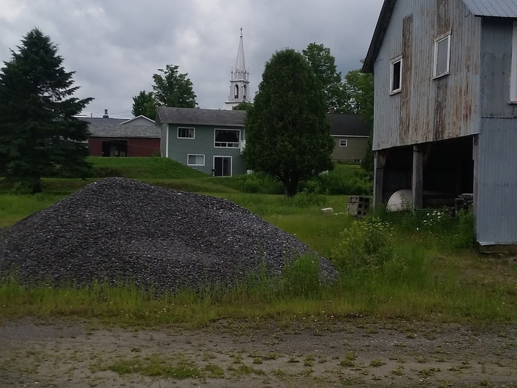 Camping De Piopolis | 109 Chemin de la Plage, Piopolis, QC G0Y 1H0, Canada | Phone: (819) 583-2114
