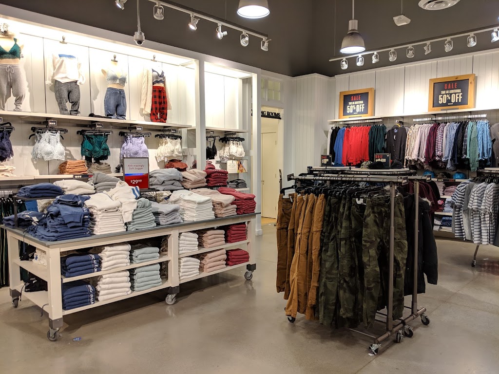 American Eagle Outlet | 300 Taylor Rd Space 515, Niagara-on-the-Lake, ON L0S 1J0, Canada | Phone: (905) 687-8773