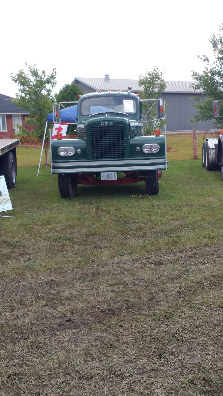 Clifford & Community Arena | 2 Brown St S, Clifford, ON N0G 1M0, Canada | Phone: (519) 327-8100