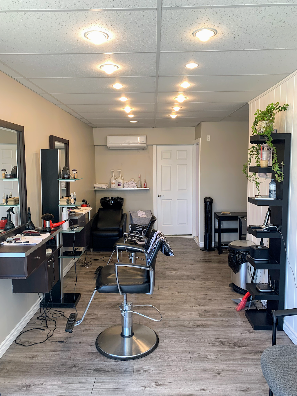ACE Barber Shop Barbier | 135-A Rue Principale, Gatineau, QC J9H 3M6, Canada | Phone: (819) 319-5955