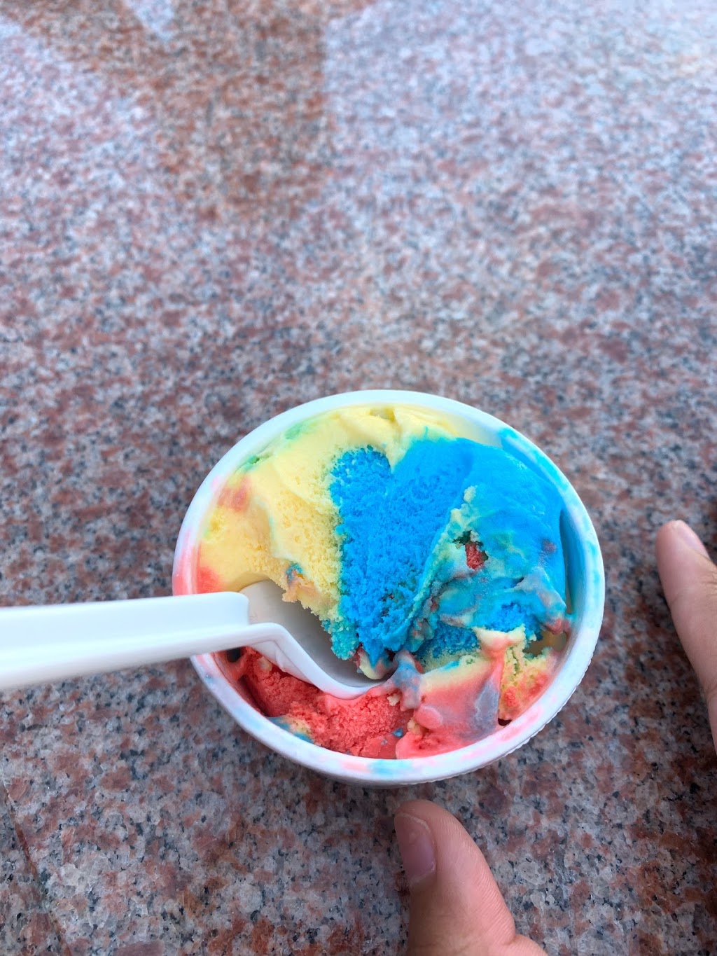 Oasis Lake Side Pita & Icecream | 48 Lakeport Rd, St. Catharines, ON L2N 4P5, Canada | Phone: (905) 938-8080