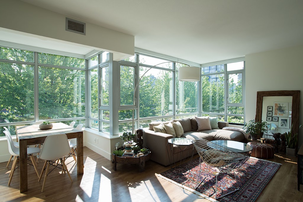 Samin Photography | 7241 Cambie St Flat 1405, Vancouver, BC V6P 3H3, Canada | Phone: (778) 990-2598