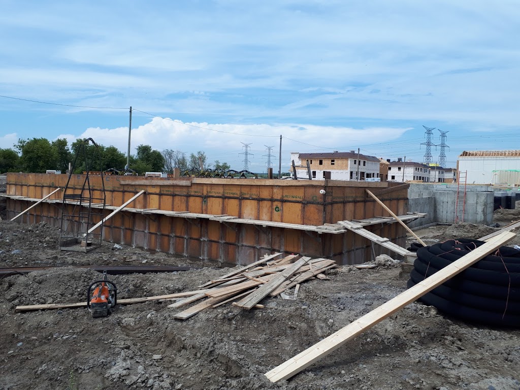 East Beach Parkette | 125 Port Darlington Rd, Bowmanville, ON L1C 3K3, Canada