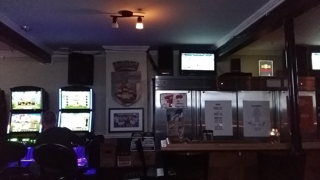 Pub Le Bretzel | 4755 Boulevard Sainte-Anne, Québec, QC G1C 2K3, Canada | Phone: (418) 661-8082