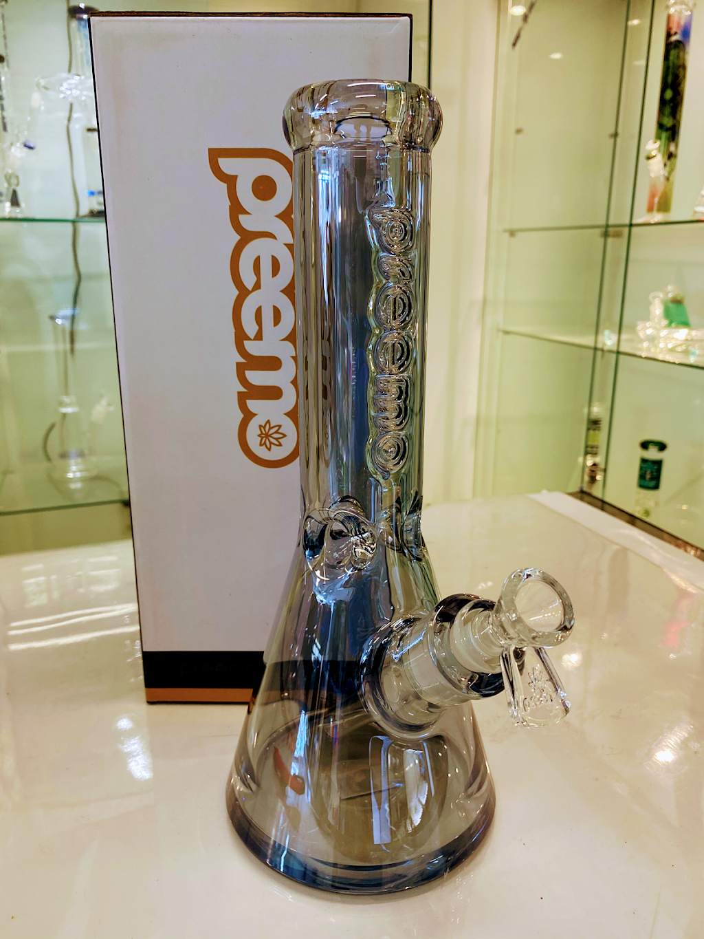 Fay Mart/POSH, POSH plus available/ JUUL available/ STLTH available/ Smok available/ SUORIN available | 3395 Howard Ave, Windsor, ON N9E 3N6, Canada | Phone: (519) 967-9257