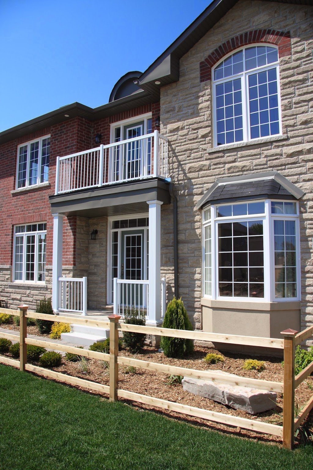 Homes by DeSantis | 461 Green Rd, Stoney Creek, ON L8E 5B4, Canada | Phone: (905) 664-7288