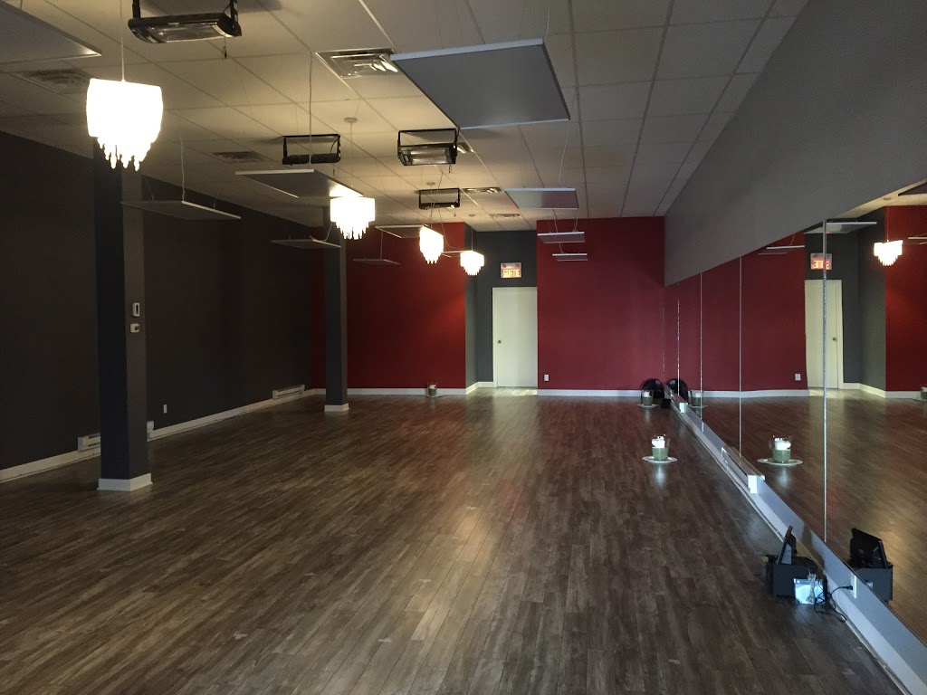 Idolem Yoga Chaud Vaudreuil | 110-B Rue Joseph-Carrier, Vaudreuil-Dorion, QC J7V 5V5, Canada | Phone: (450) 510-0999