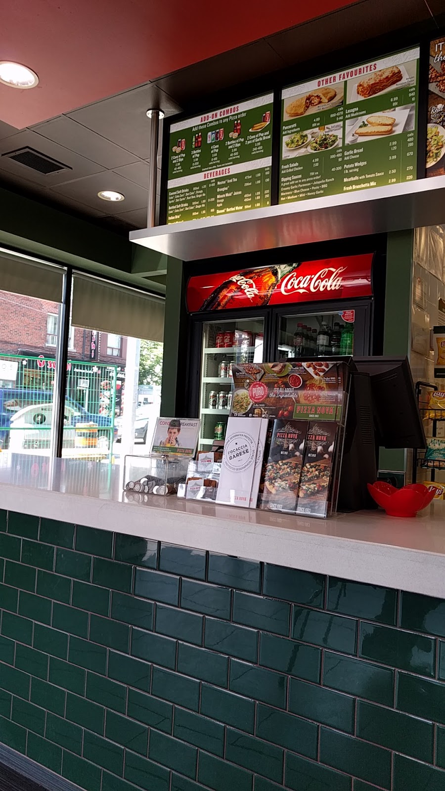 Pizza Nova | 1614 Queen St E, Toronto, ON M4L 1G3, Canada | Phone: (416) 439-0000