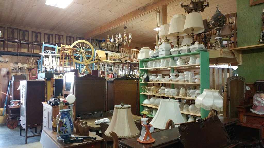 Les Trésors Antiques | 518 Route de lÉglise, Saint-Jean-Port-Joli, QC G0R 3G0, Canada | Phone: (418) 358-0900