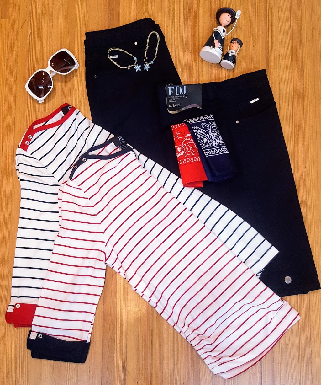 Kinney Clothing Co. & Accessories | 9768 Willow St, Chemainus, BC V0R 1K0, Canada | Phone: (250) 246-3541