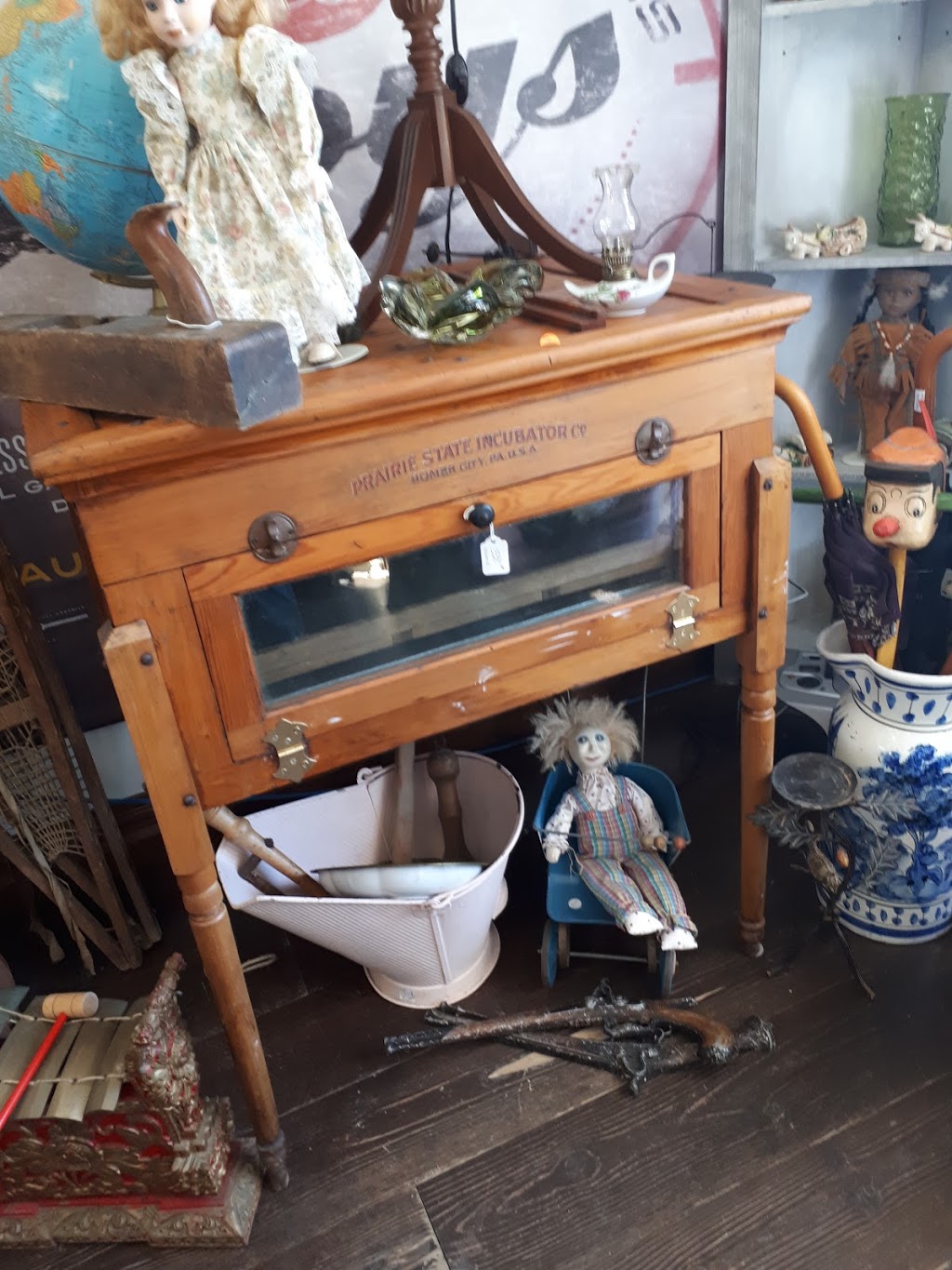 LArt Antique | 284 QC-323, Brébeuf, QC J0T 1B0, Canada | Phone: (819) 429-5678
