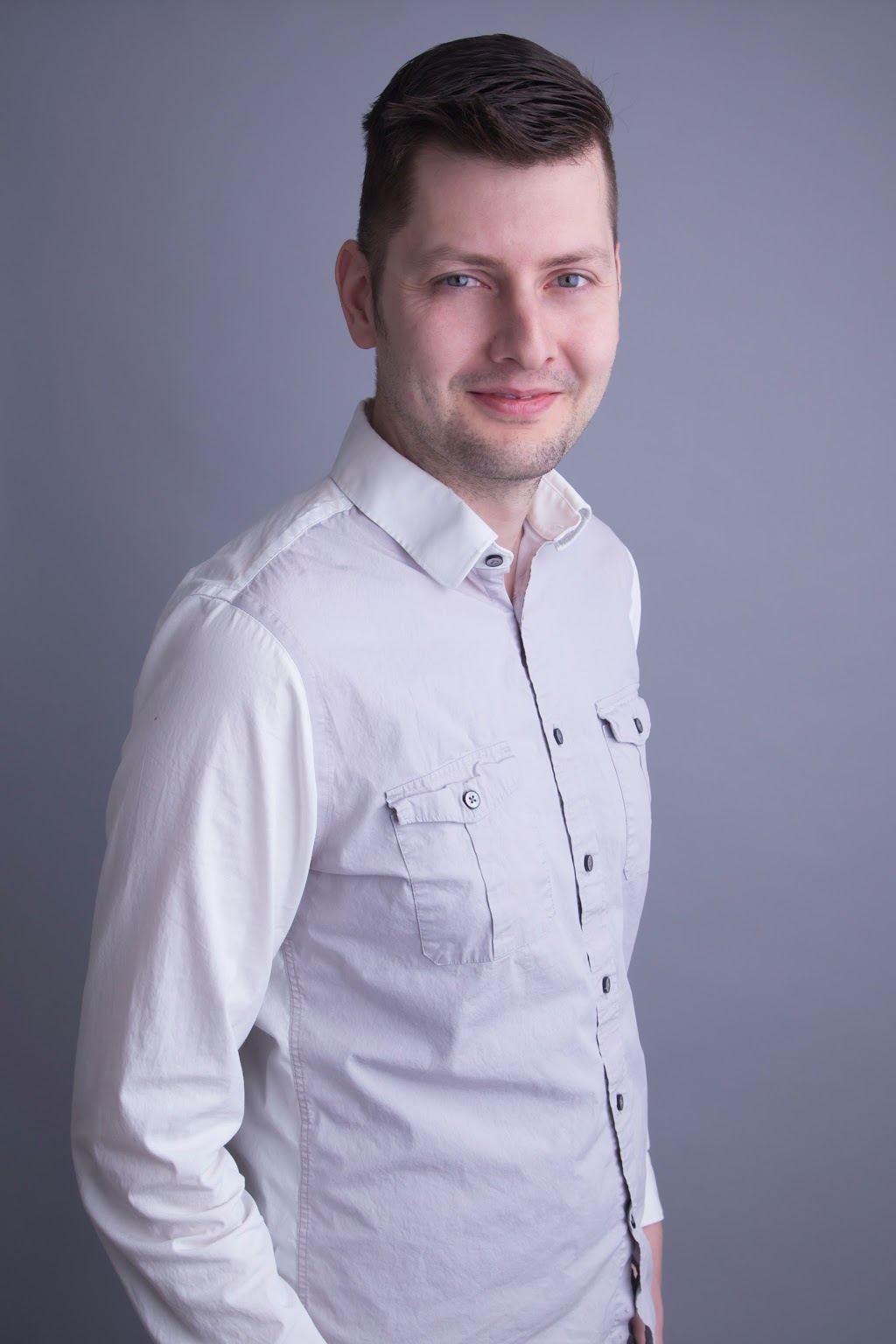 Lee Botbijl, YYC Massage Therapy | 1393 Shawnee Rd SW, Calgary, AB T2Y 2T1, Canada | Phone: (403) 460-3554