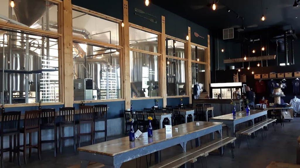 Whitewater Brewing Company - Lakeside | 78 Pembroke St, Cobden, ON K0J 1K0, Canada | Phone: (613) 646-0101