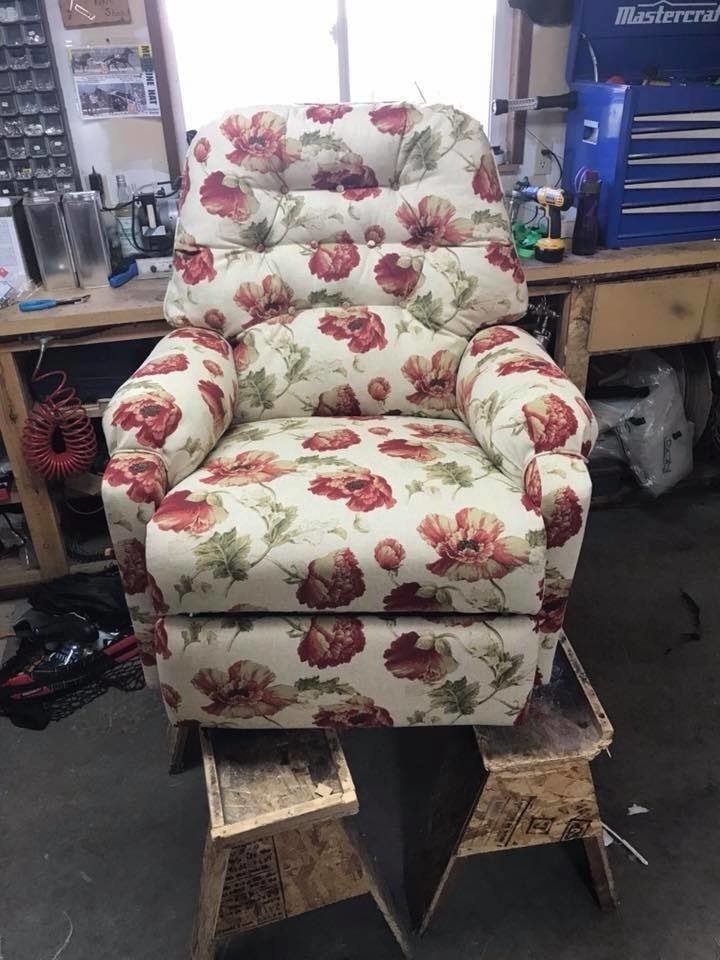 L&Y Upholstery Ltd | 77 Hawthorn Way, Olds, AB T4H 1X9, Canada | Phone: (403) 586-5177