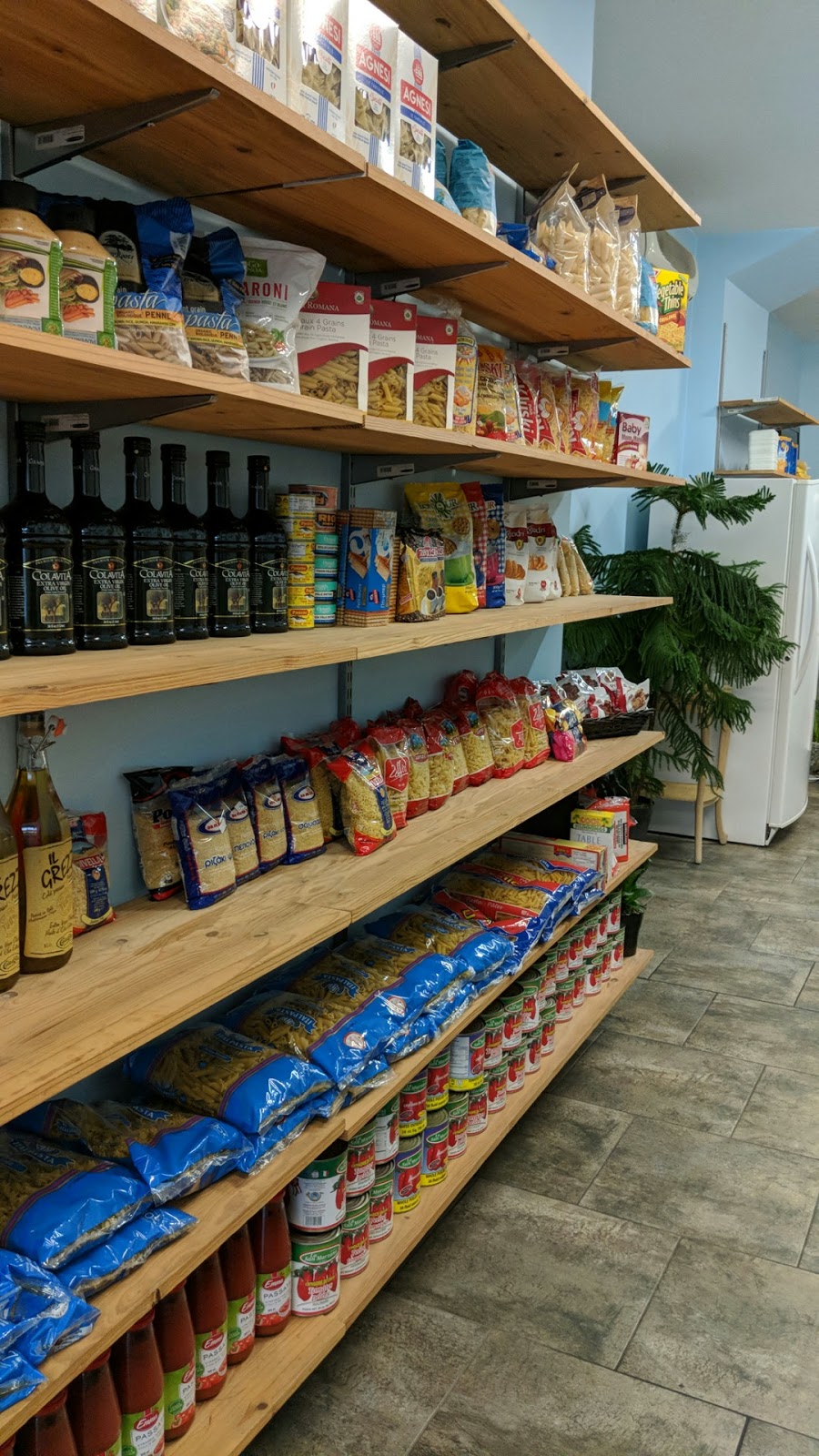Euro Pasta | 3142 Dundas St W, Toronto, ON M6P 2A1, Canada | Phone: (416) 231-1088